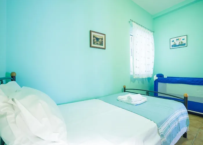 Gold N Blu Petalídhion