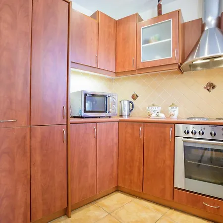 Gold N Blu بيت للعطل