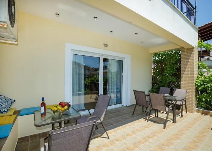 Gold N Blu Дом отдыха Петалидион