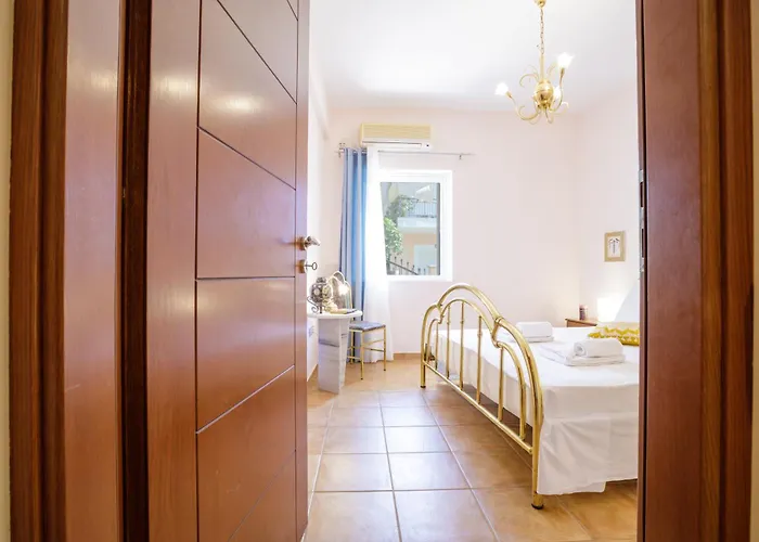 Gold N Blu Дом отдыха